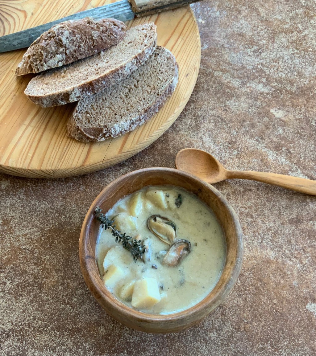 Moules Marinière Chowder