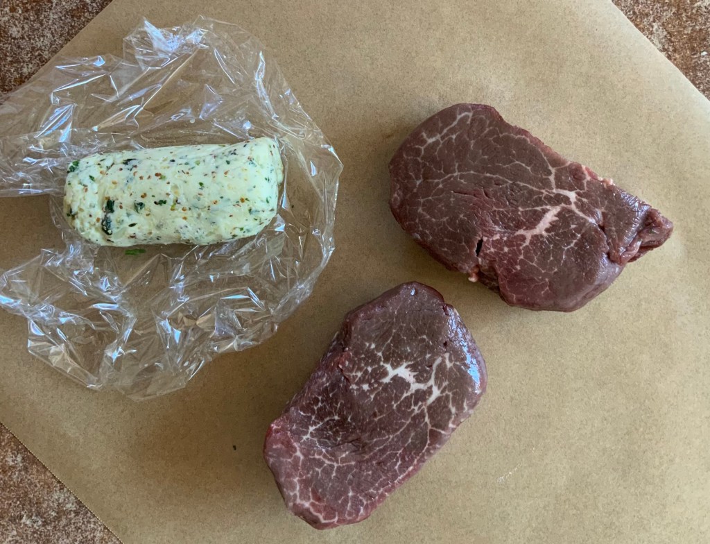 Filet mignon and cafe ee paris