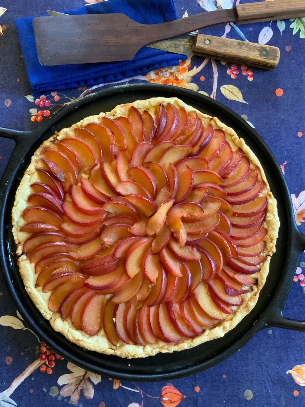 Shortcrust plum tart for breakfast or&nbsp;brunch